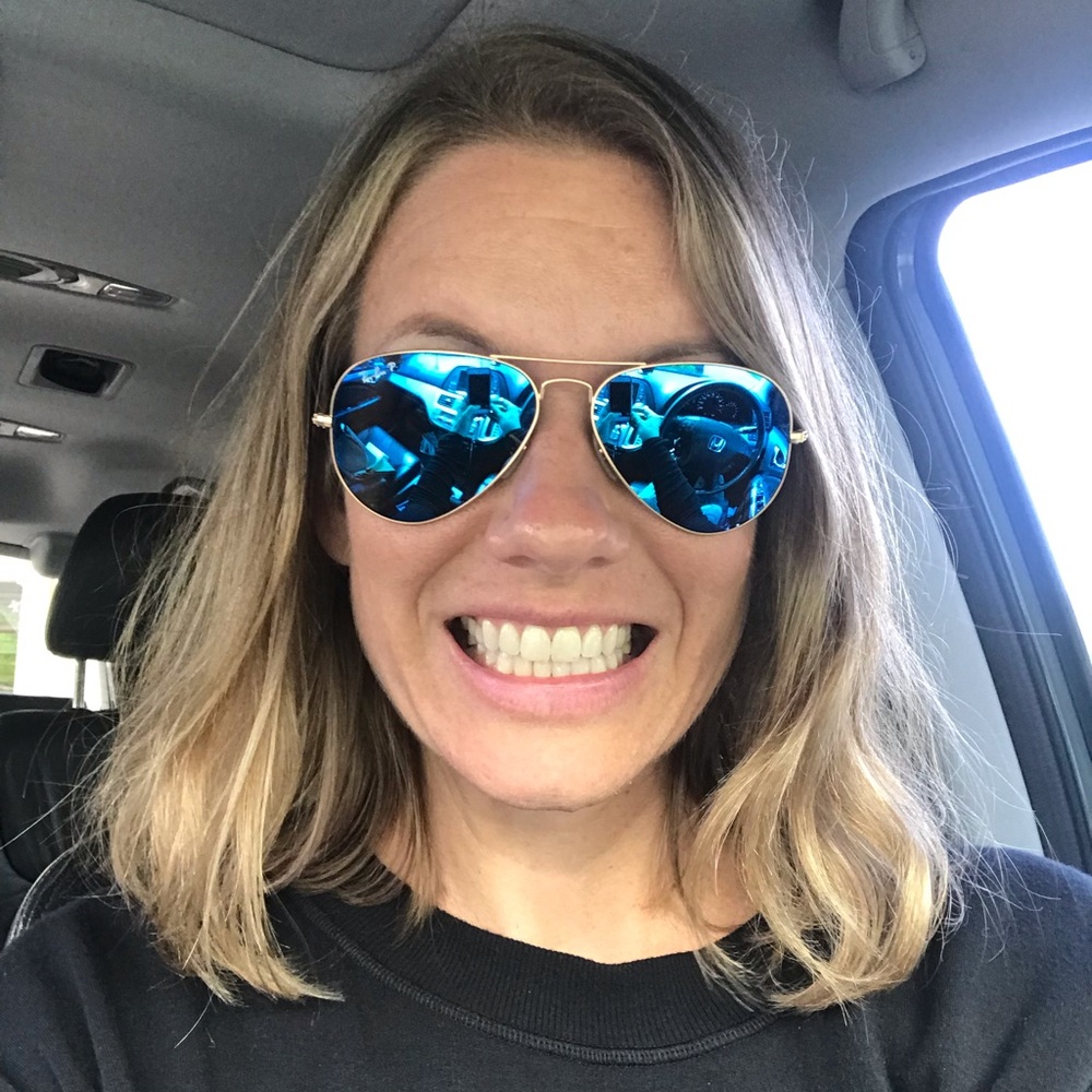 Meet your Posher, Lauren